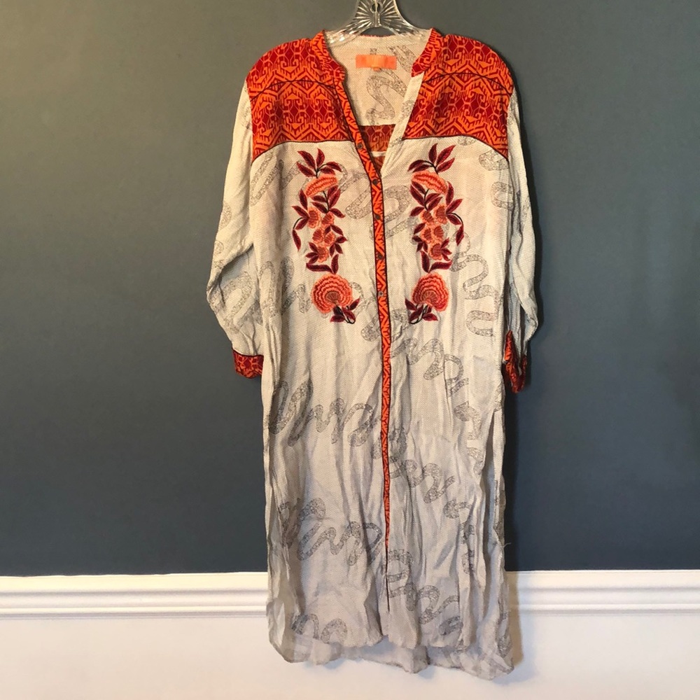 Elf women’s embroidered light summer dress sz 12